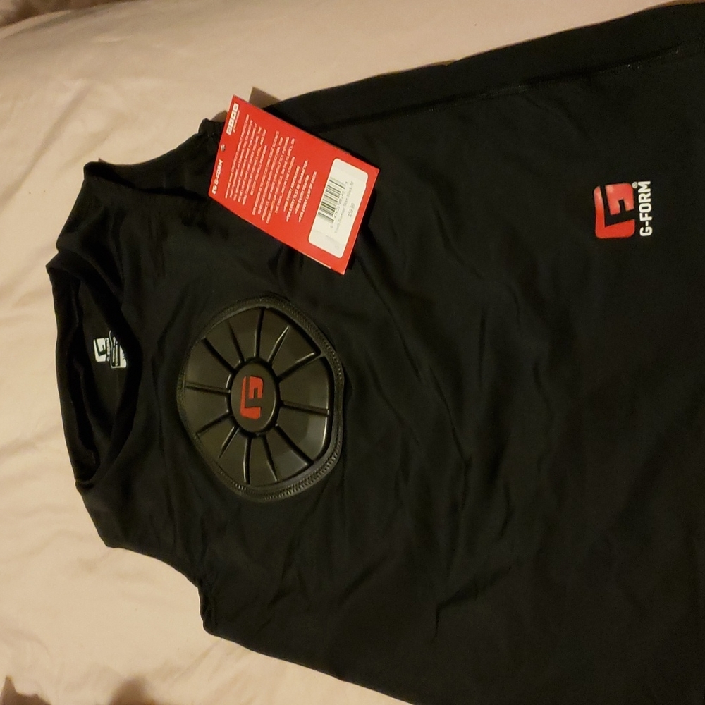 Big boy g-form sport  sternum shirt